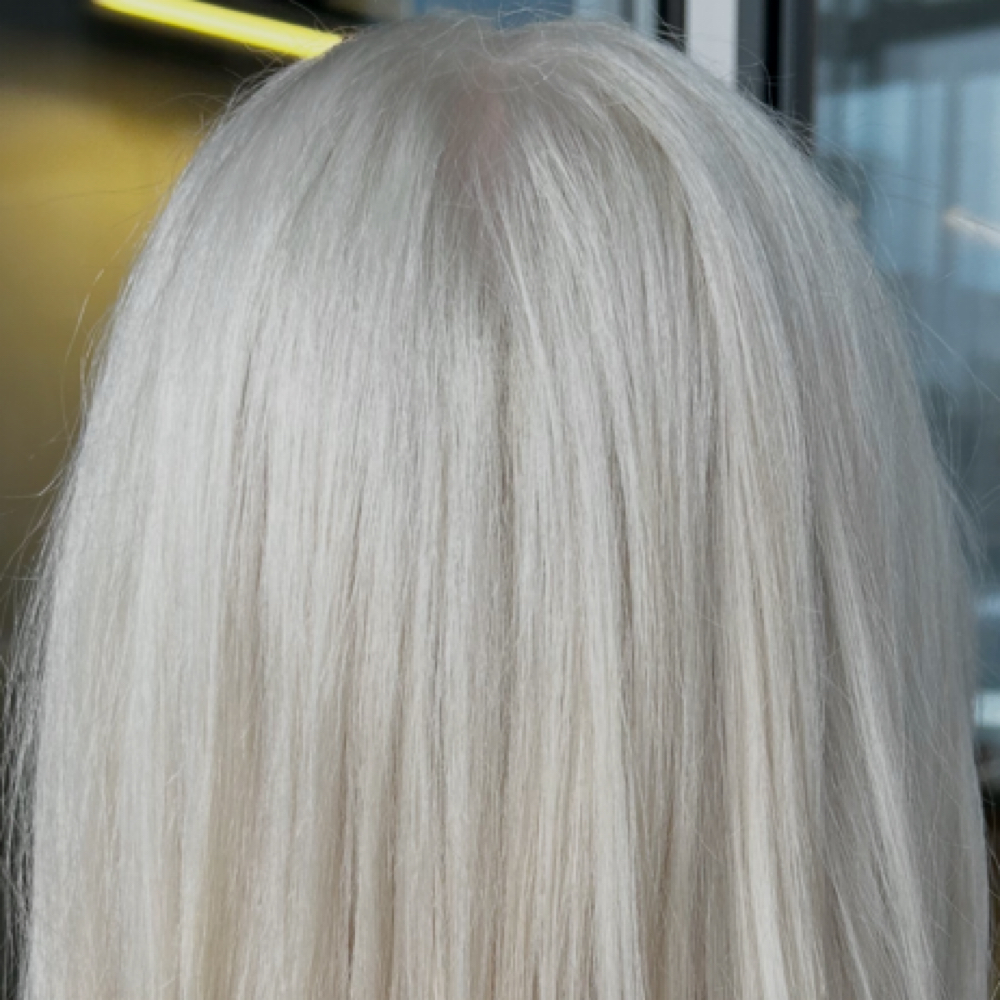 Lightener Retouch at The Girl House in Springfield, MO