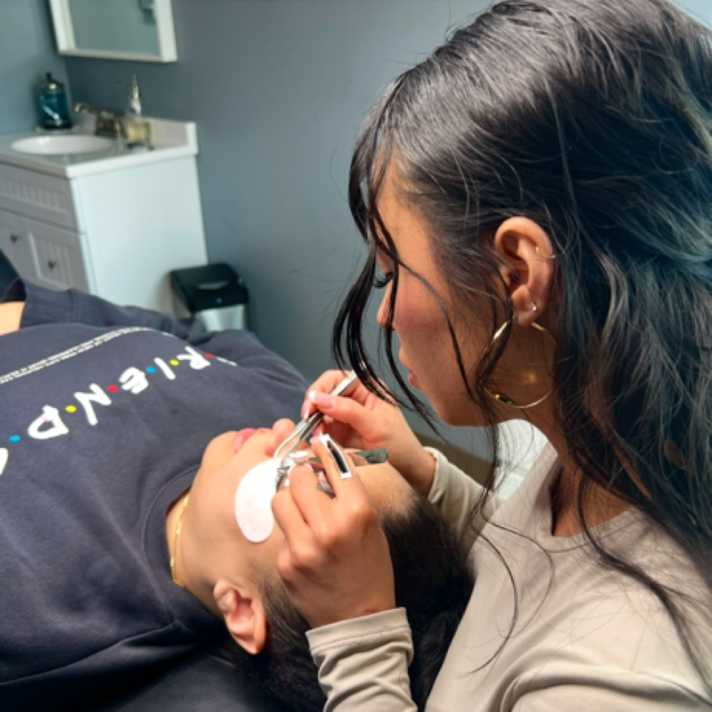 Patch Test And Lash Consult at Lashed By Amber in Pineville, NC