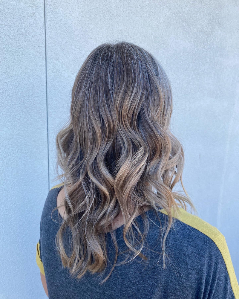 Partial Blonding Session