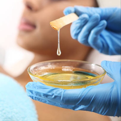 Eyebrow Wax at Kashnic Beauty Spa in Memphis, TN