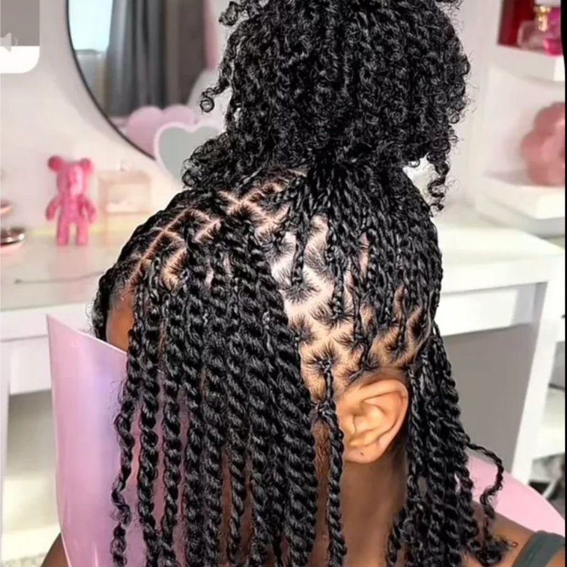 Smedium Natural Hair twist