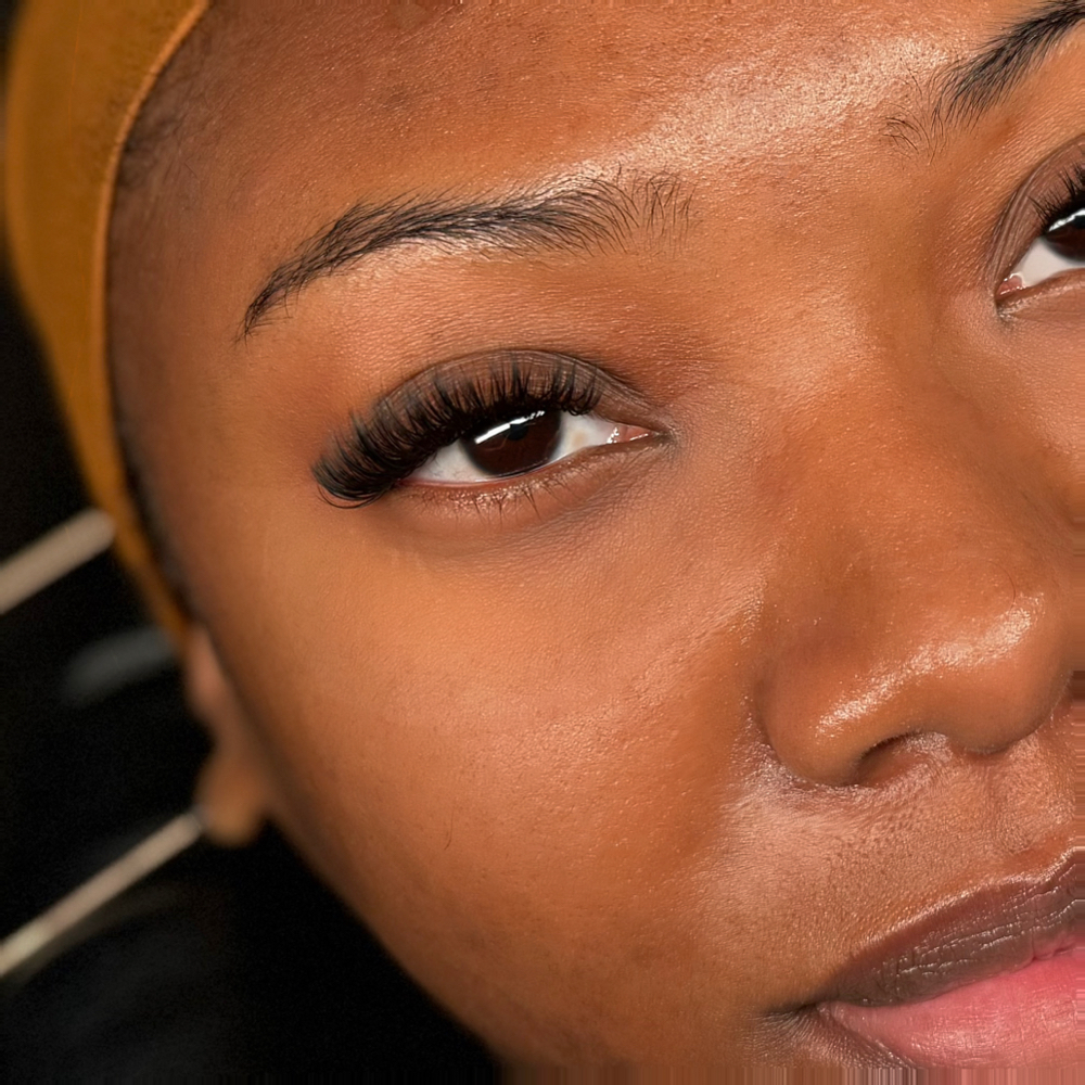 Hybrid Full Set at Dominate Lash. in Warner Robins, GA