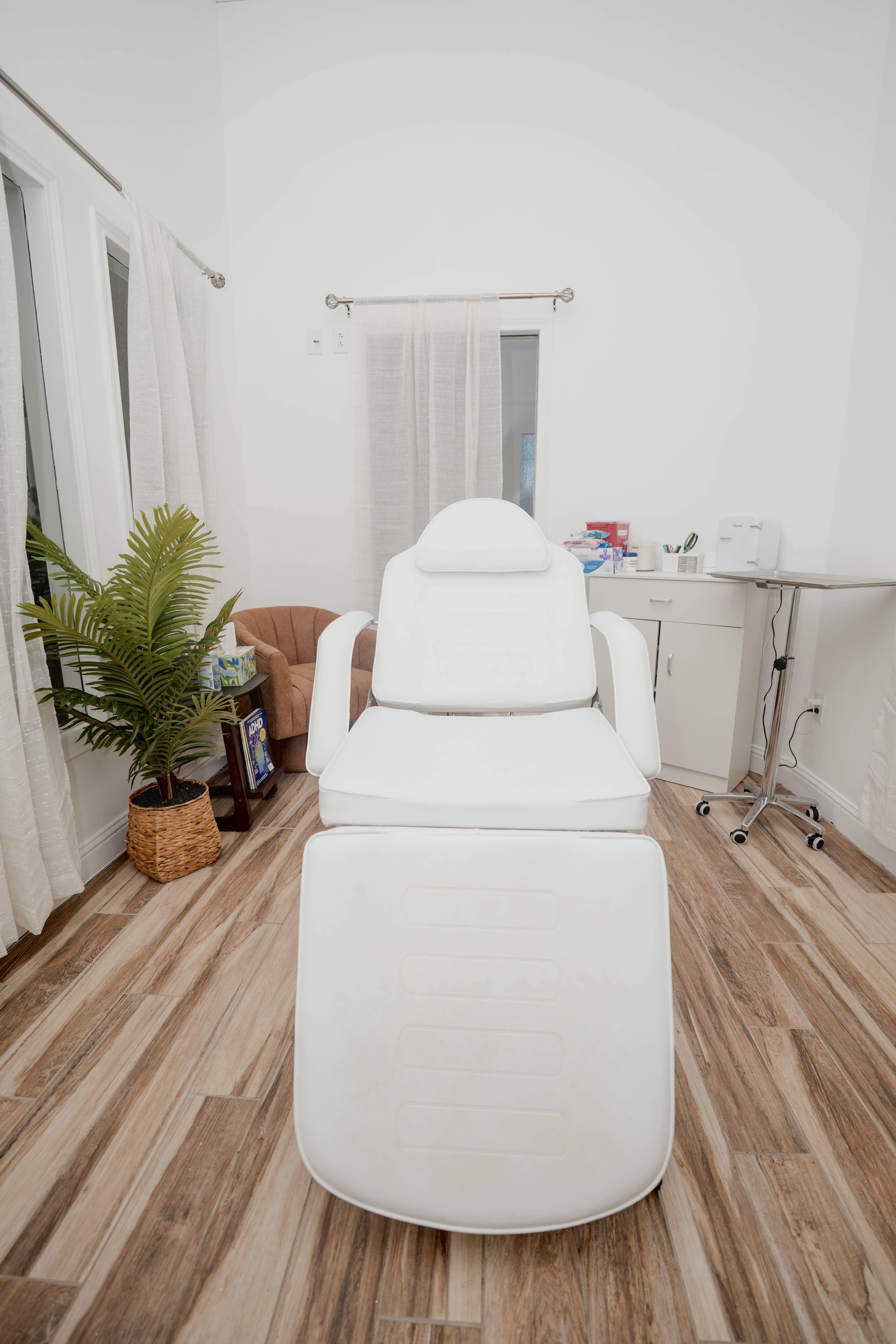 Under eyes filler 1 ML