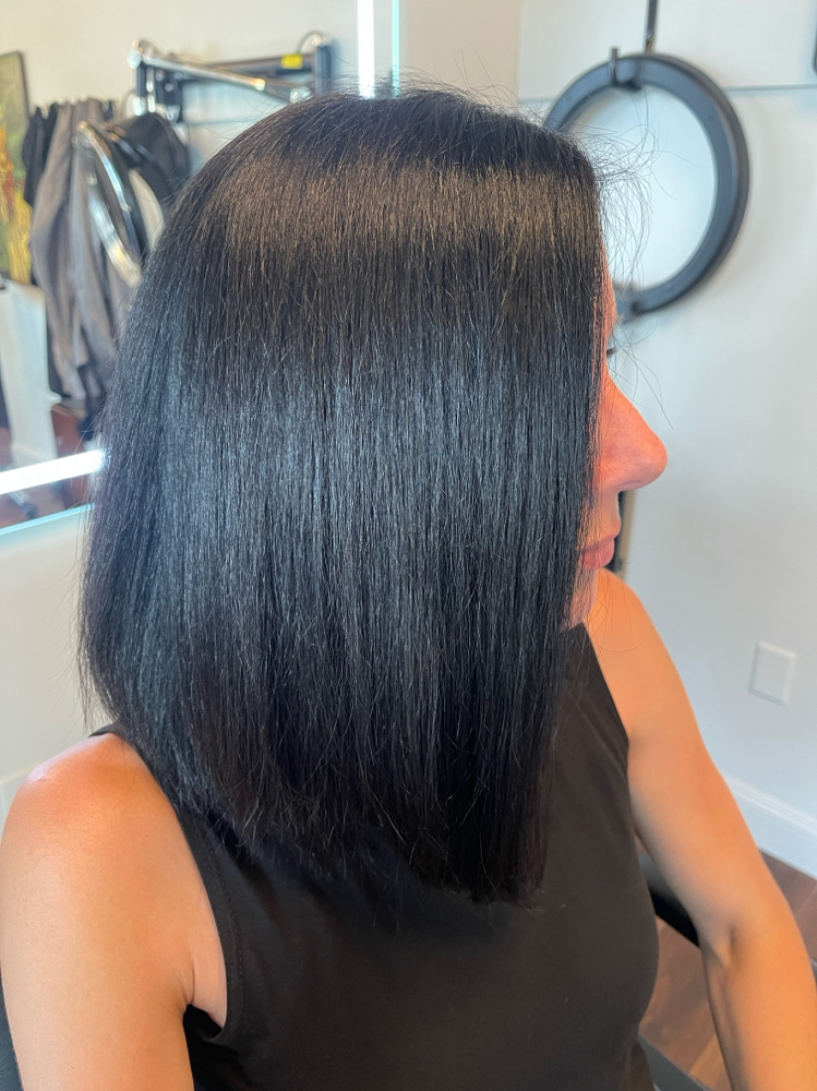 Women’s Wash & Cut