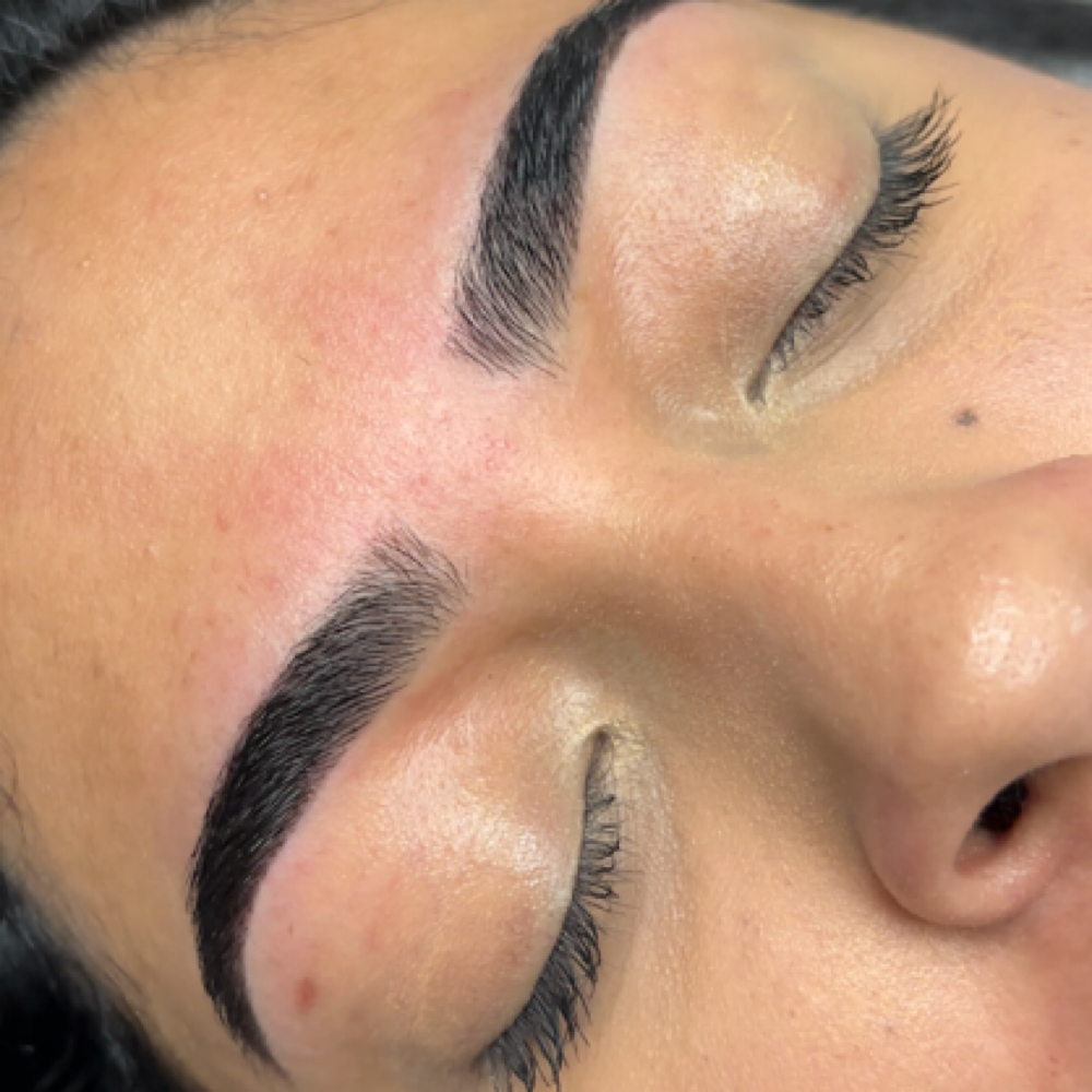 Hybrid Brow Stain at Glowology Esthetics in Papillion, NE