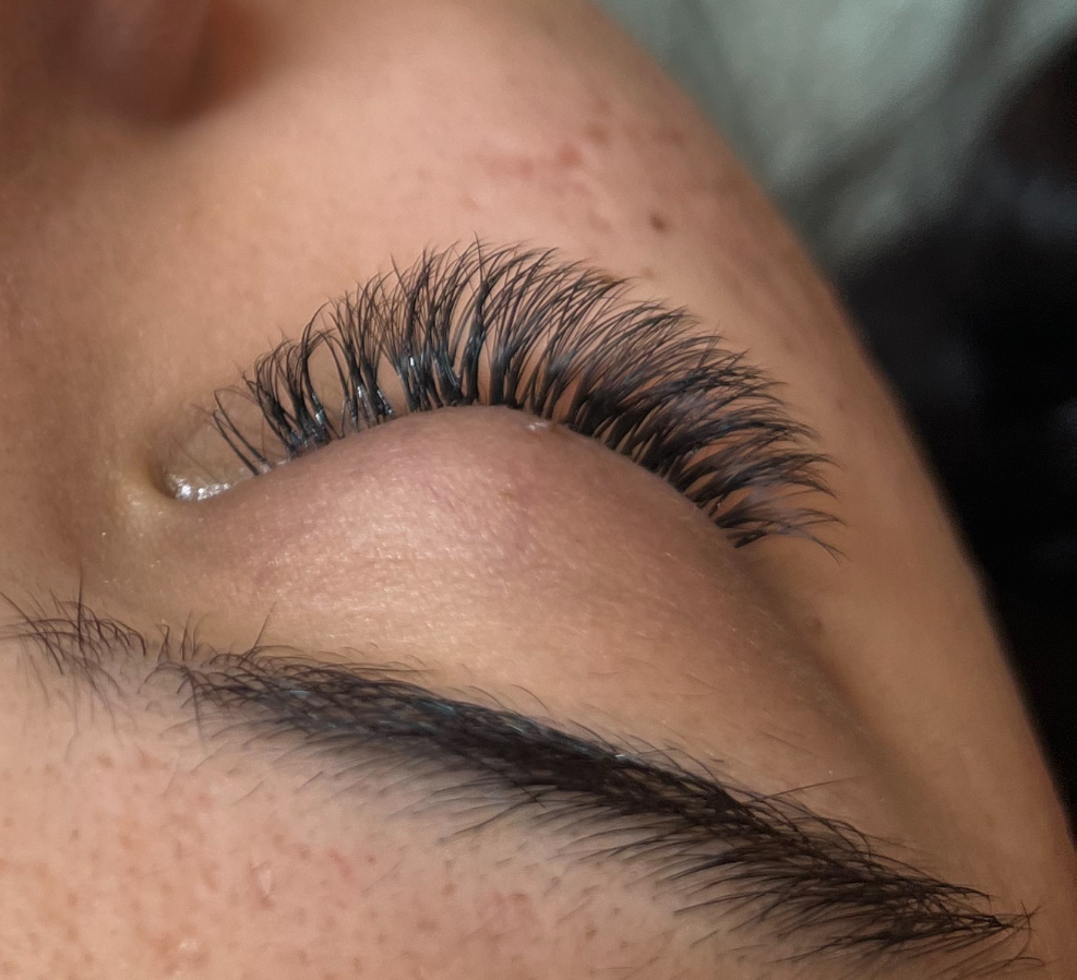 Hybrid Fill Plus (3- 3.5 Weeks) at The Lash Room LV in Las Vegas, NV