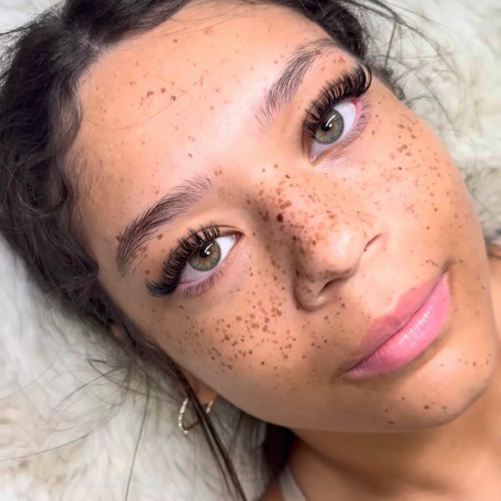 Hybrid Full Set at Lai’s Lash co in Boardman, OH