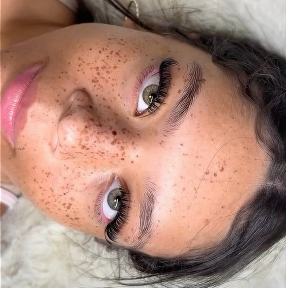Hybrid Full Set at Lai’s Lash co in Boardman, OH