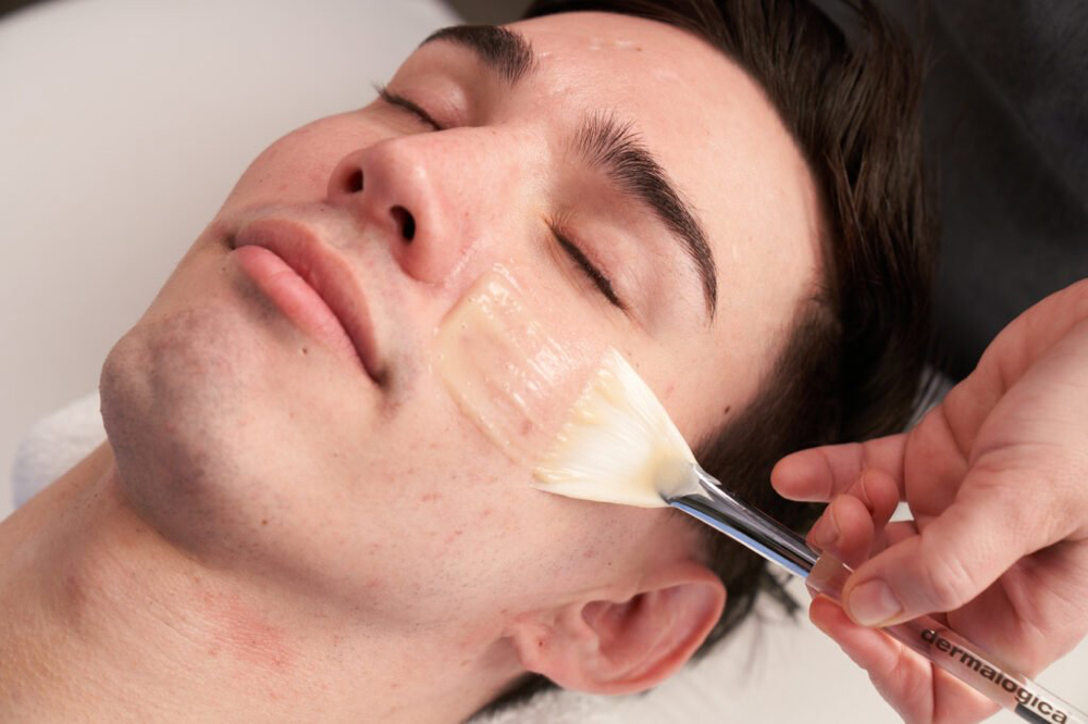 Gentlemens Facial