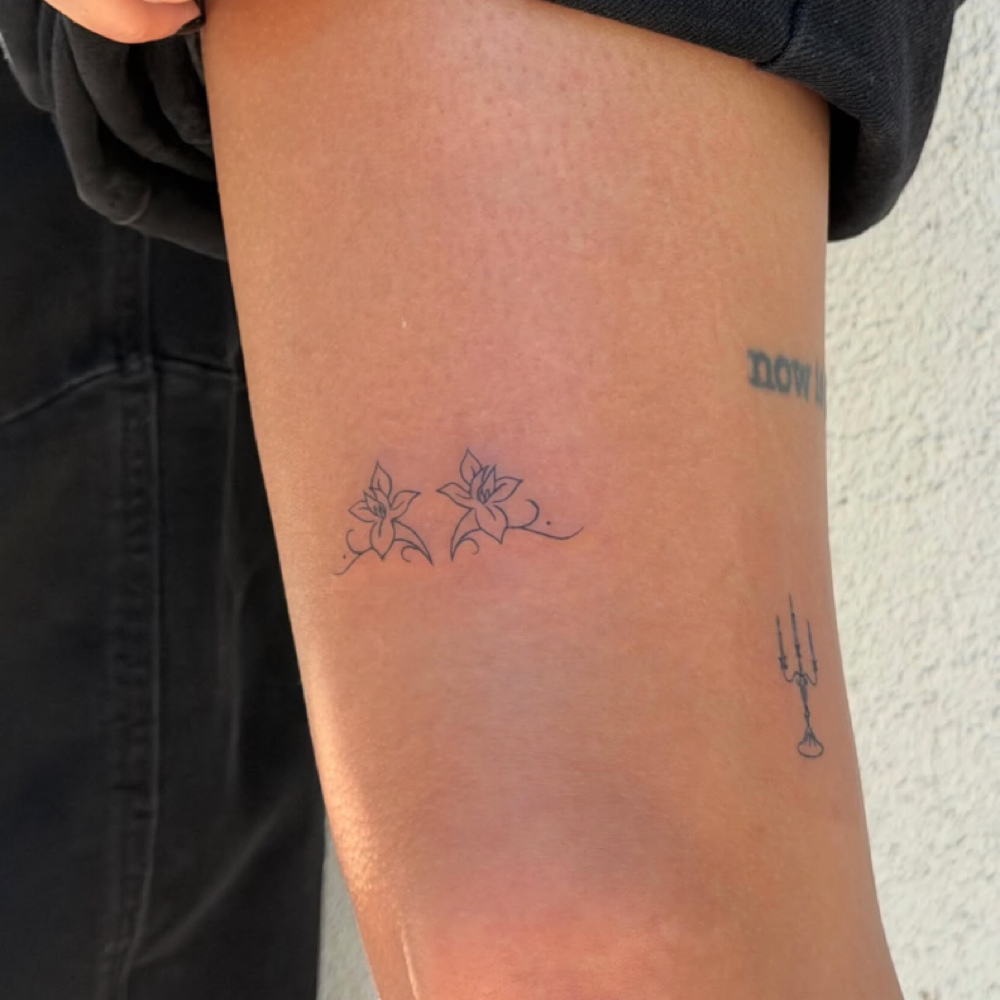 STICKER SLEEVE WITH @halfpeach.ink at DAZEY AESTHETIC COLLECTIVE in Phoenix, AZ