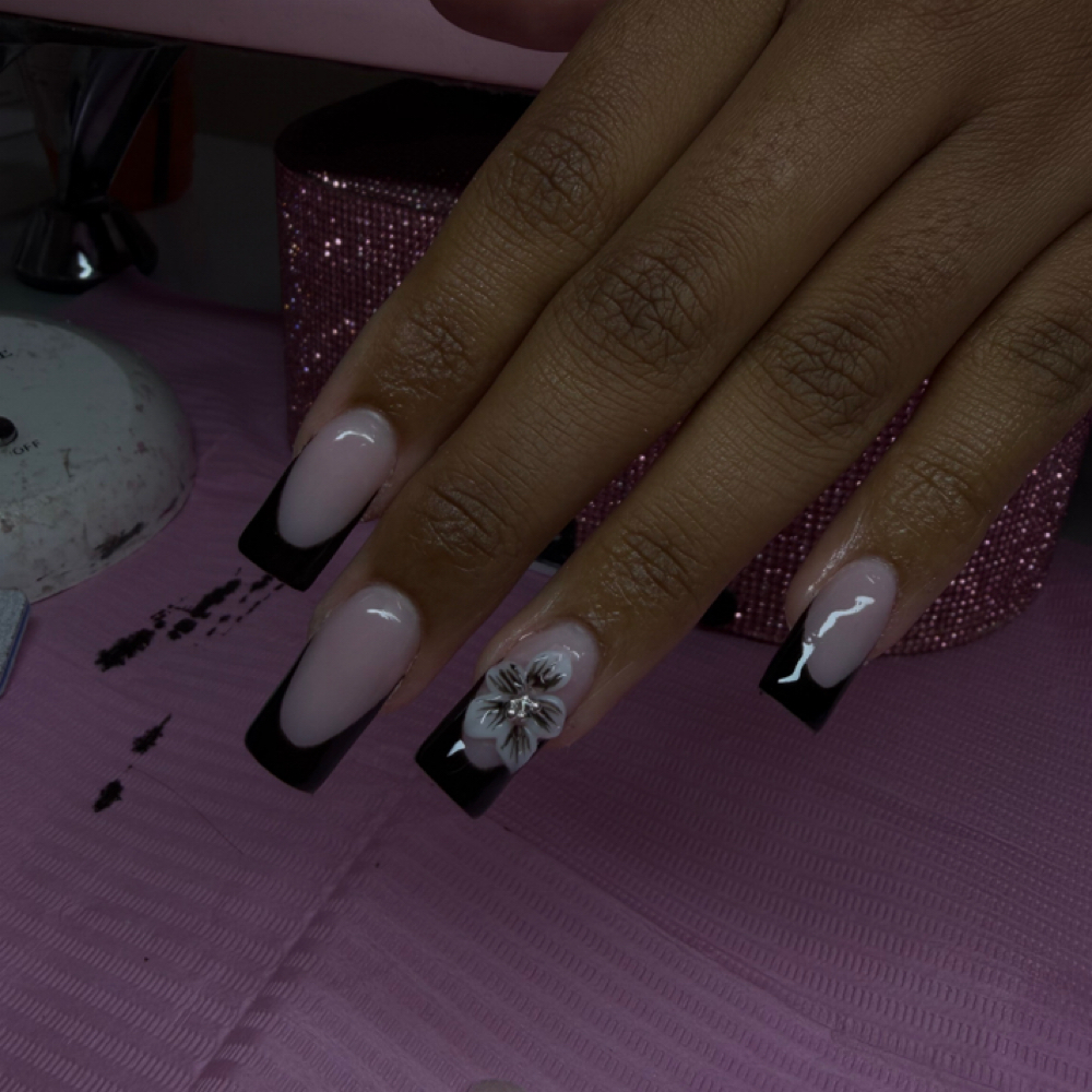 Acrylic Medium Full Set at Upgradebyjas in Fairfield, CA
