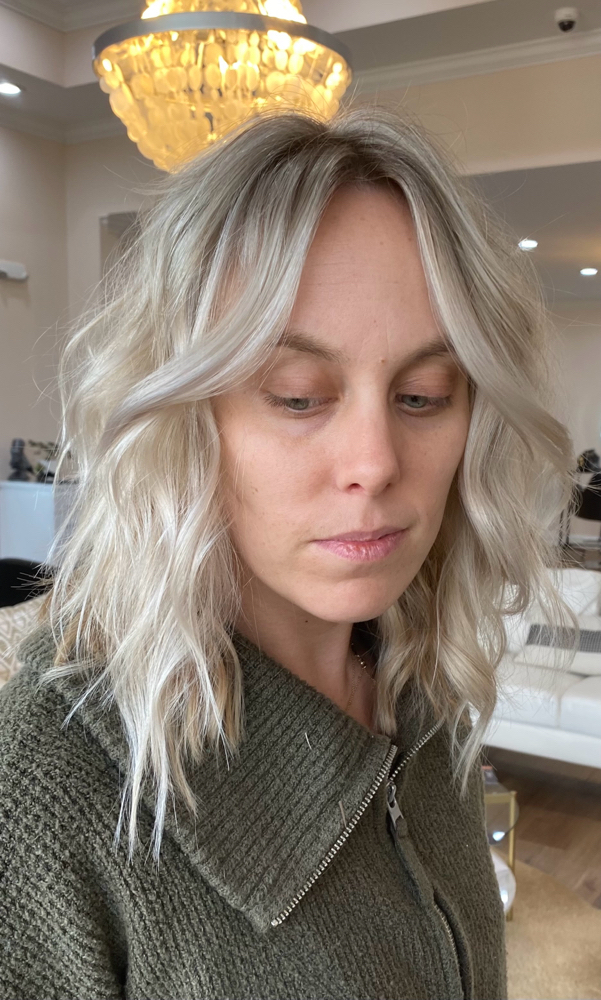 Face-Framing Highlights