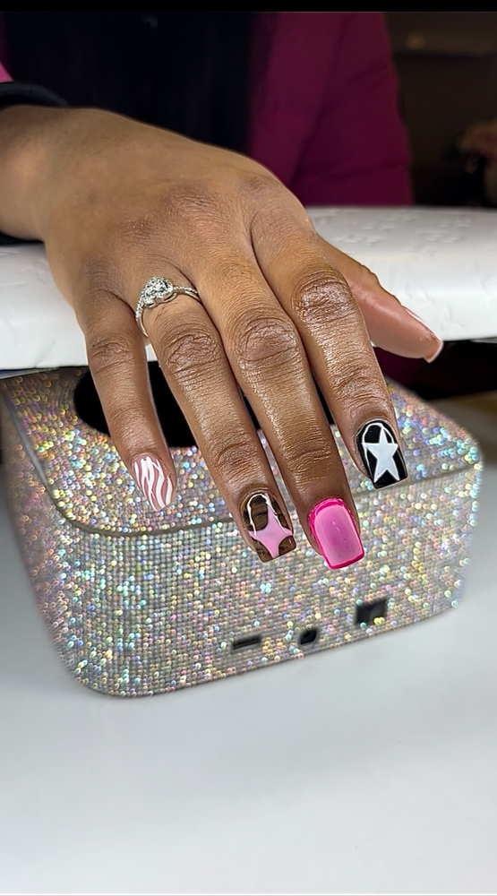 Acrylic Overlay at Ree Polished You in Broadview, IL