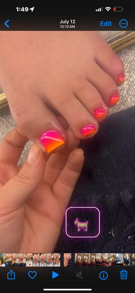 Acrylic Toes w Designs
