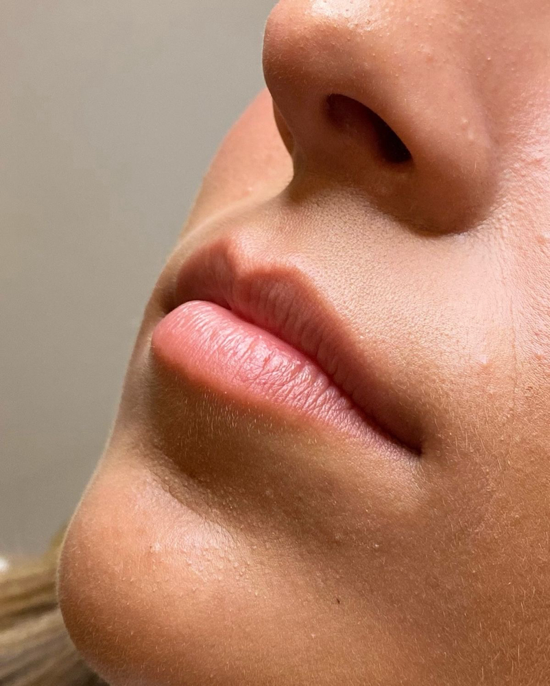 Upper Lip Wax