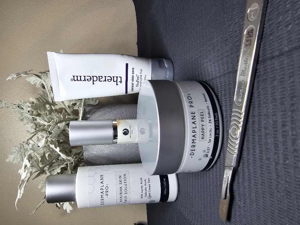 Happy Peel Dermaplane Add-On at Salt And Pepper Esthetics in Ellicott City, MD