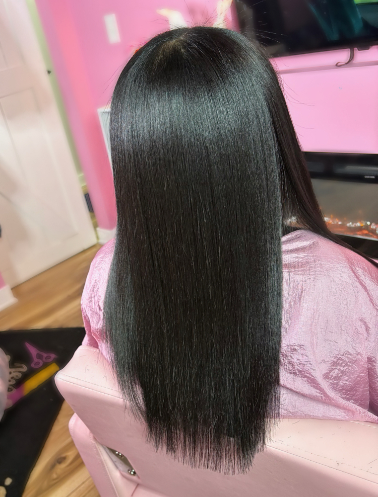 Silk Press at NiyahTheStylist in Chicago, IL