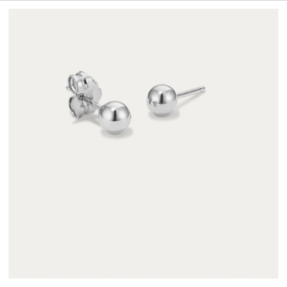 4mm 14k White Gold Ball at Airbella in Columbus, OH