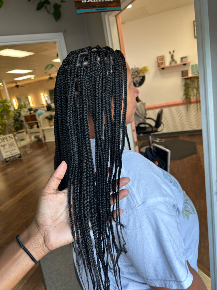 Smedium Box Braids