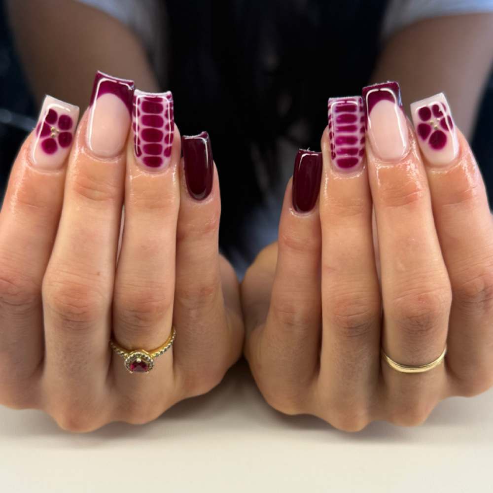 tier 2 design at Sets by Hannah in Hilliard, OH