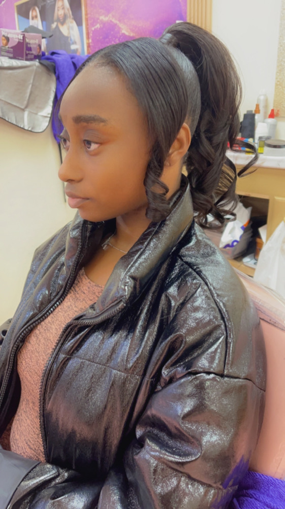 Sleek Ponytail at 𝑬𝒍𝒊𝒕𝒆 𝑯𝒂𝒊𝒓𝒔𝒕𝒚𝒍𝒊𝒔𝒕 in Conroe, TX