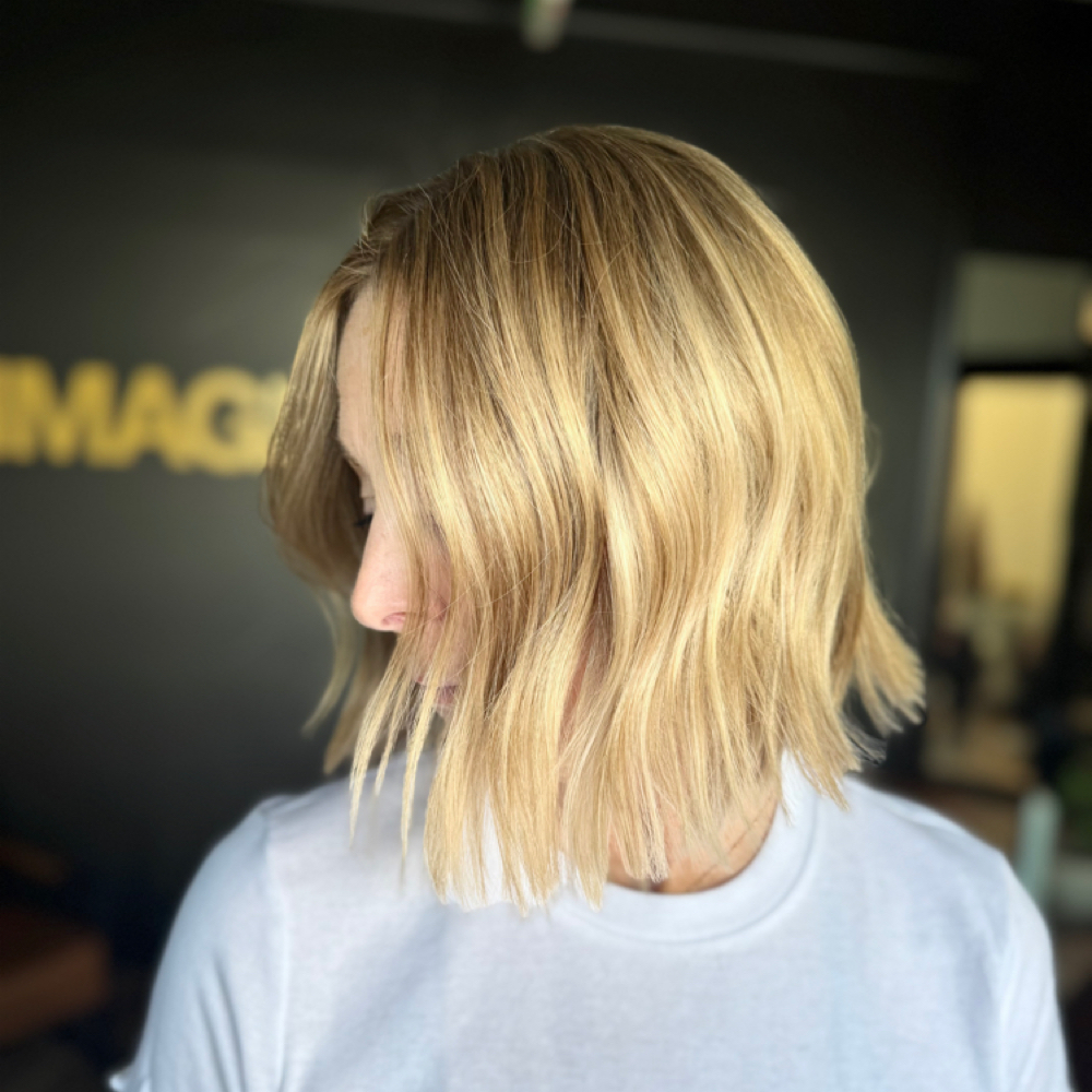 Short Haircut & Style