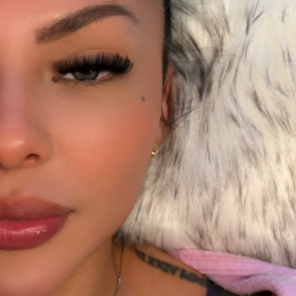 Quick Retouch at Alexa Lash X in Canoga Park, CA