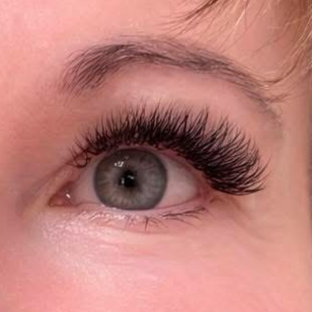 Full Set Hybrid at Radiant K Beauty LLC in Flowermound, TX