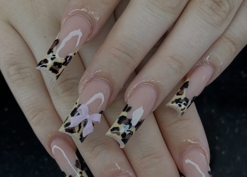 Medium acrylic full set