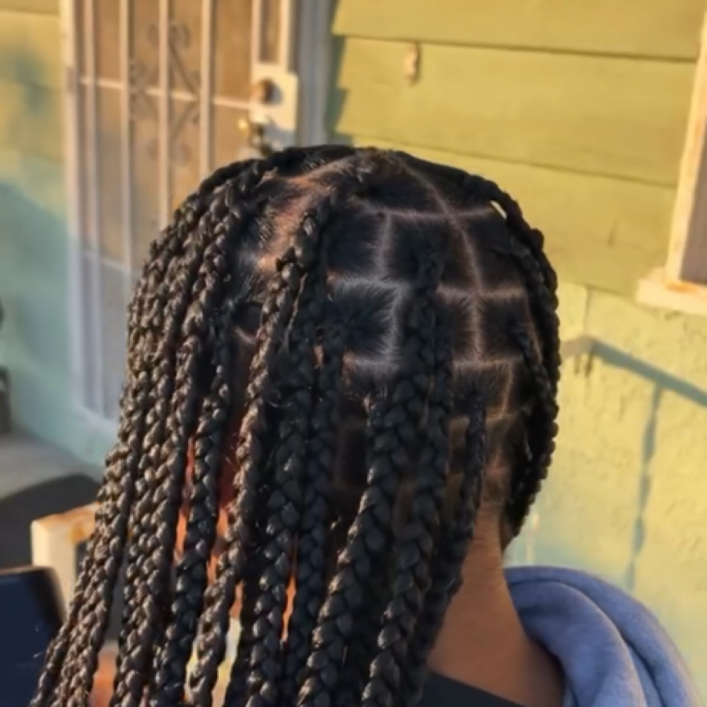 Women Box Braids at Shelaia Taylor in Los Angeles, CA