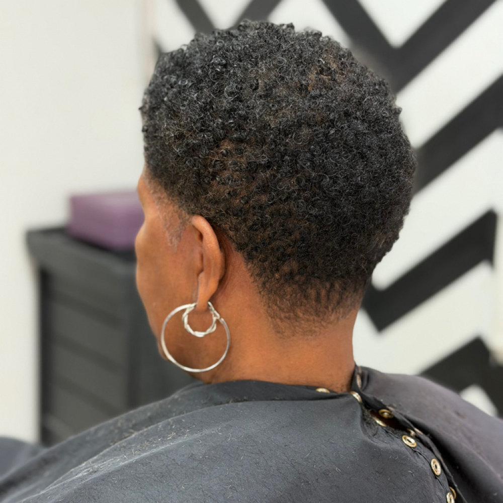 Line Up & Taper Back at Beauty Essence Studio in Texarkana, TX