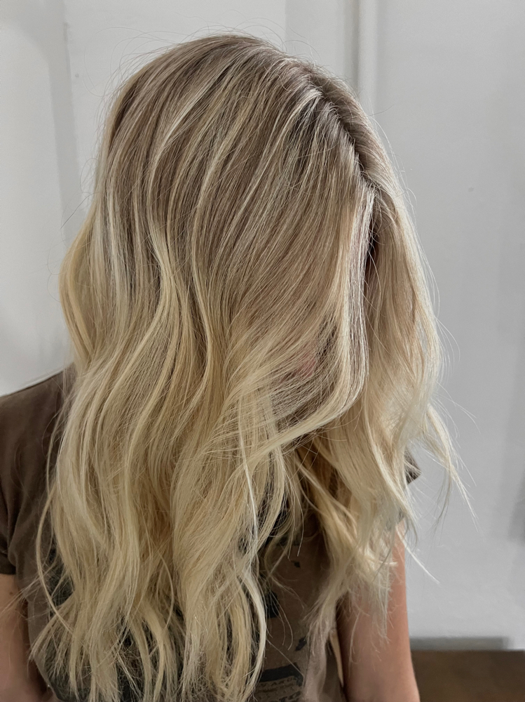LIVED IN BLONDE ππ€ at HAIR BY SYDNEY in Bellbrook, OH