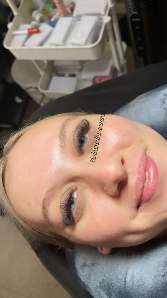 2 Week Volume Lash Fill