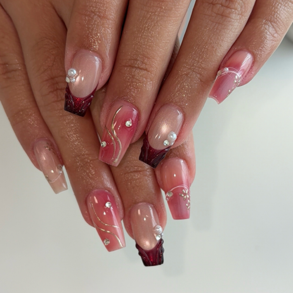 Medium Gel-x at CHIABEAUTY in Oakdale, MN