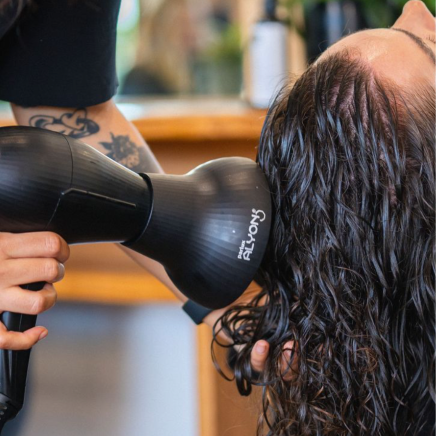 DeLuxe Curl Revival at Luxe Texture Studio in Glen Ellyn, IL