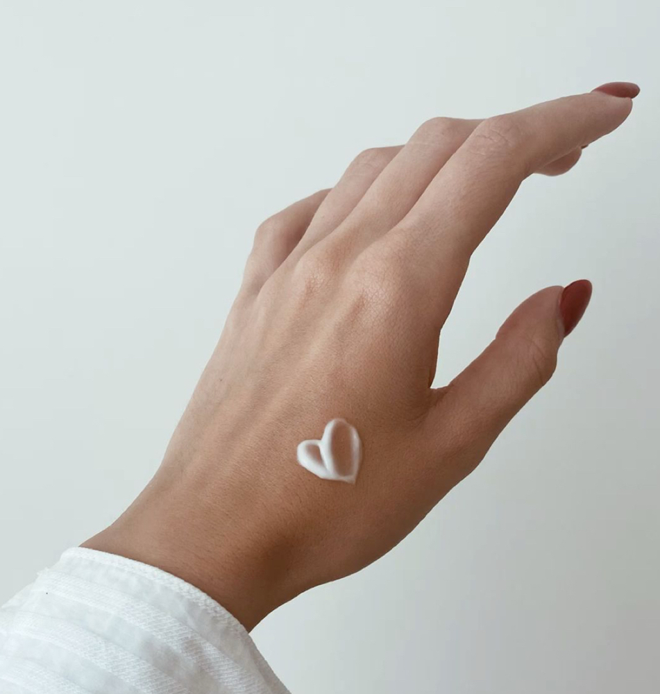 Brightening Hand Renewal (Add-on) ✨