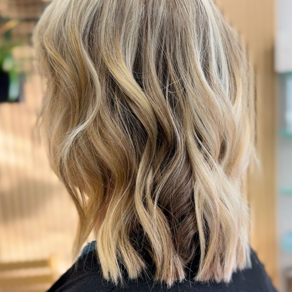 Express Haircut at PNW Blonding & Extensions in Puyallup, WA