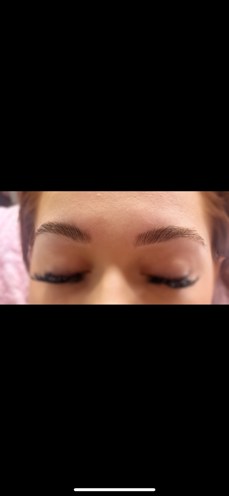 Brow Lamination And Tint