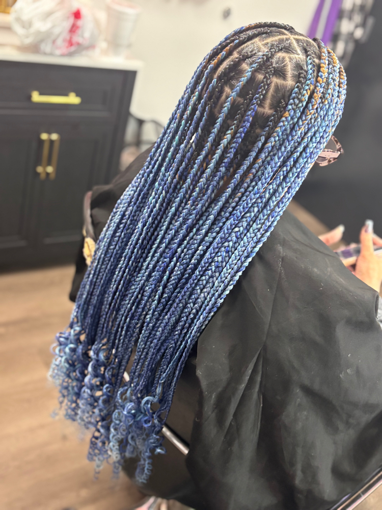 Custom Blend Med Knotless Braids at BraidsByLici in Kansas City, MO