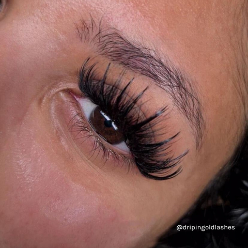 Hybrid + Spikes at Aura Aesthetics in Houston, TX