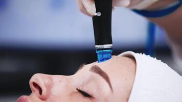 Pore Clearing HydroDermabrasion