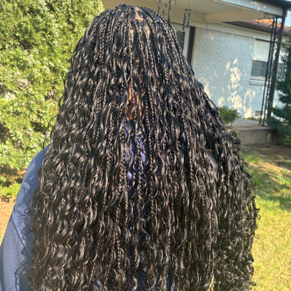 Small Bora Bora Braids at BraidsByJinece in Wichita, KS