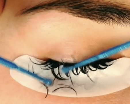 Lash Removal