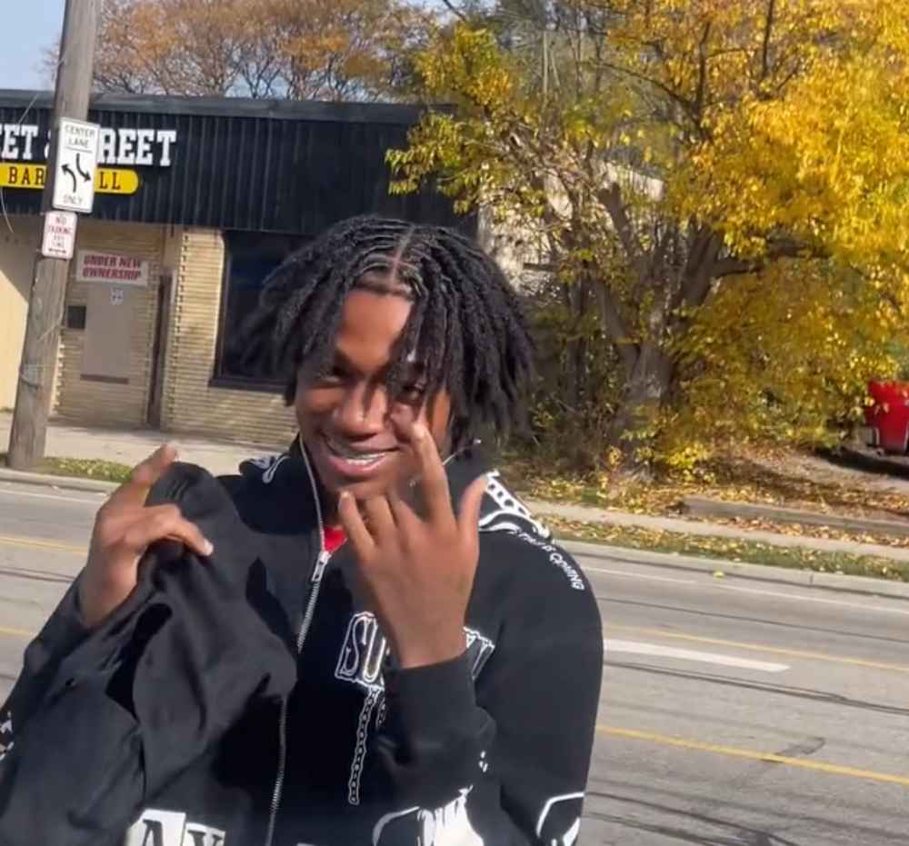 Instant Locs👀 at Ultra Touch in Cleveland, OH