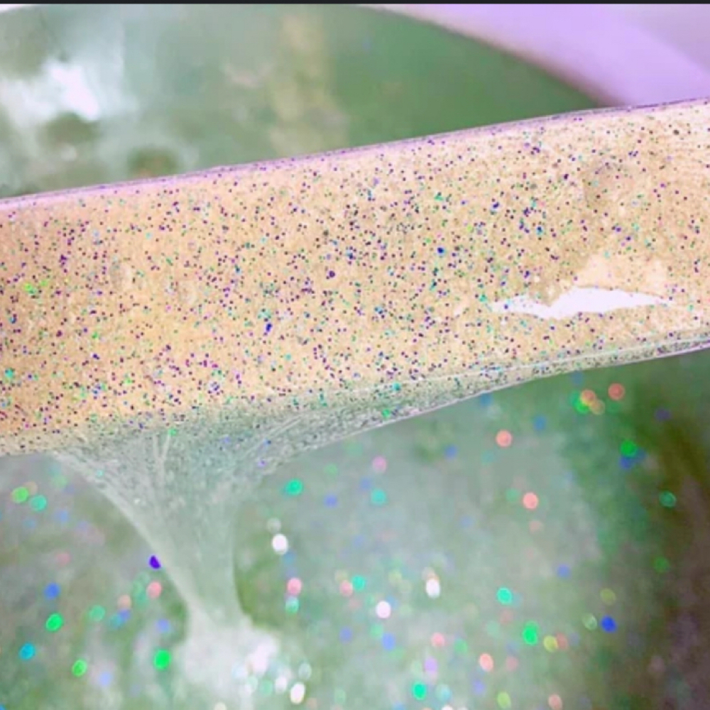 Seaweed Chin Wax at Seaweed + Pearl in Midlothian, VA