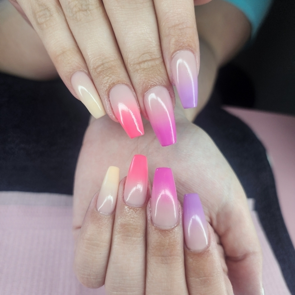 Airbrush Ombre at Natty Nailed It in South Boston, VA