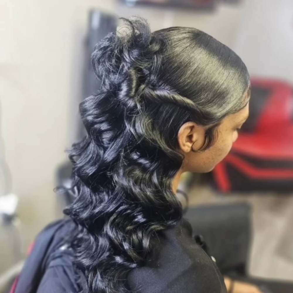 Up-down Quickweave at Encisions Pro Hair Designs LLC in Madison Heights, MI