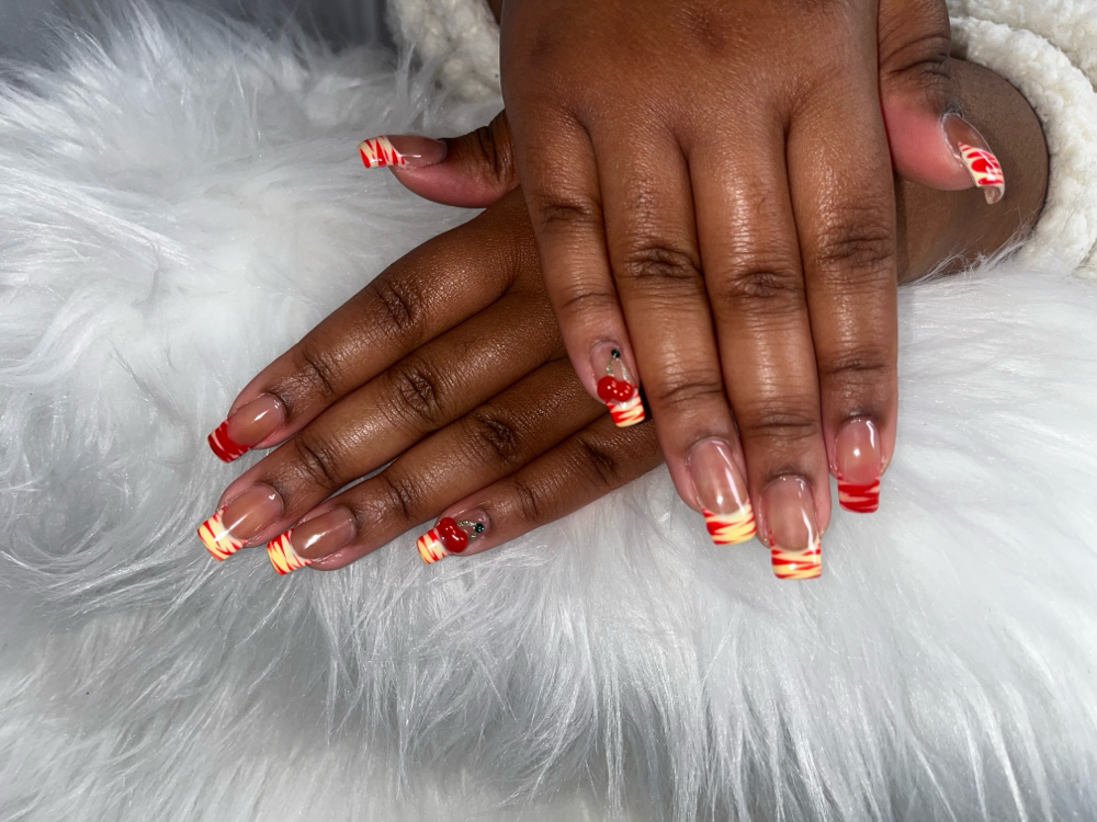 Forever Luxe Structured Manicure at Forever Nails By Jennifer LLC in Park Forest, IL