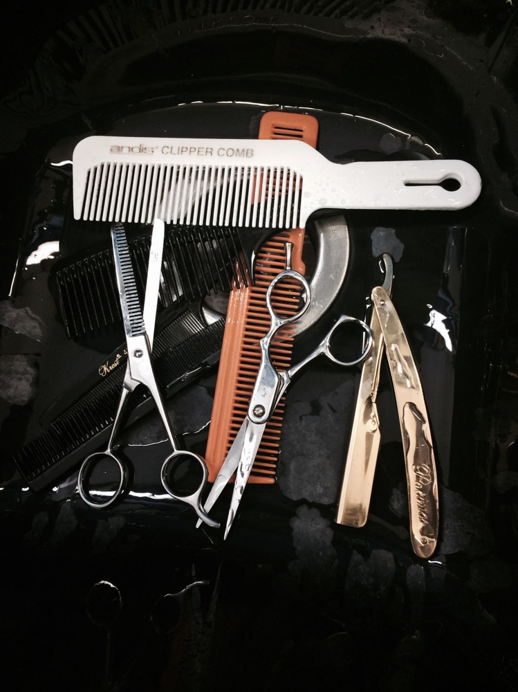 Curly Haircut w/Treatment