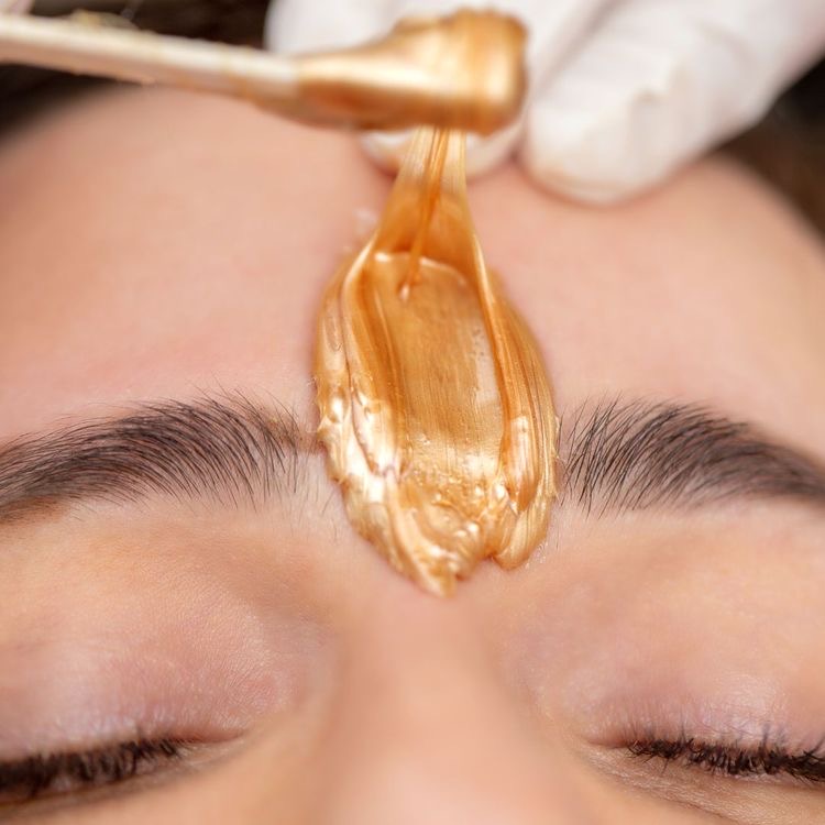 Eyebrow Mapping And Wax